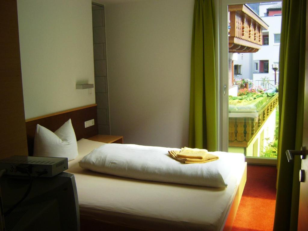 Almandin Apartments Ischgl Ruang foto