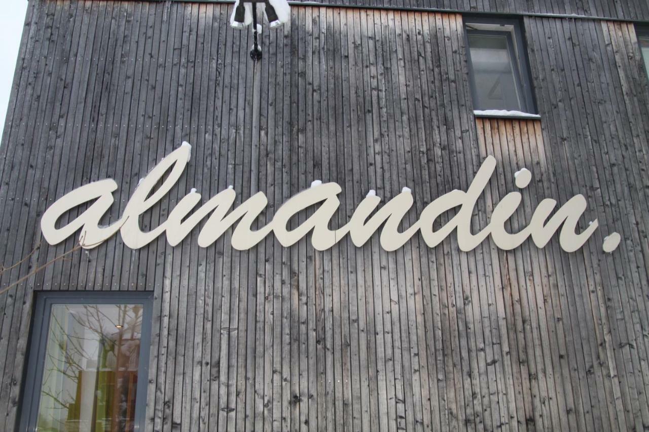 Almandin Apartments Ischgl Bagian luar foto